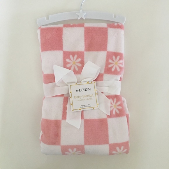 NEW Baby Blanket Soft Lightweight Pink Floral Daisies Daisy Theme | mDesign - Picture 1 of 5